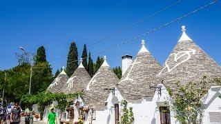 One minute in TukTuk: Alberobello (Italy)