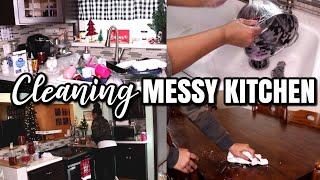 CLEAN WITH ME | MESSY KITCHEN CLEANING | CLEANING MOTIVATION // MOM LIKELY