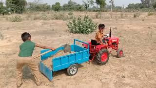 helping meni Eicher tractor Komal Kumar Mini Mahindra