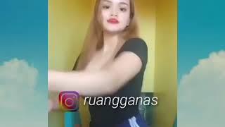 tik tok hot celana ketat gemas goyang goyang