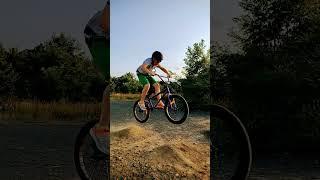 skoki na nowej hopie#bmx#dirt#hopy#skakanie