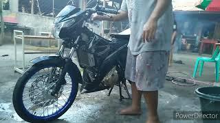 How To Clean Your Motorcycle/ RanGarage