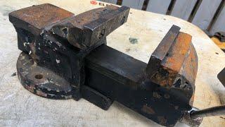 Vintage bench vice restoration