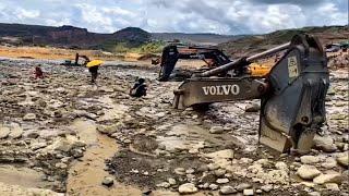 15 World's Amazing So Dangerous Idiots Excavator Operator | Heavy Equipment Excavator Stuck Mud Fail