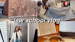 LAW SCHOOL VLOG | readings, packing for a competition, and getting my cap and gown for graduation!