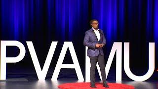 A Vibrant Life | Bryan Robertson | TEDxPVAMU