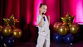 Тукшер Светлана - Белая река