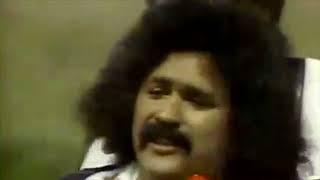 Freddy Fender - Before The Next Teardrop Falls (live 1977)