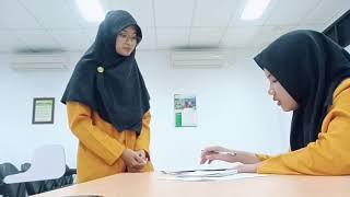 25. Hasna Alya M & 39. Eka Putri CSN II Dialogue between Medical Recorder and Polyclinic Doctor