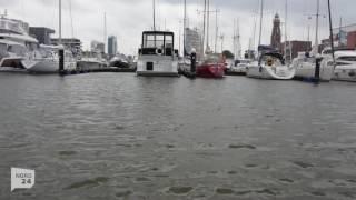 Hausboot "Lobster" im neuen Hafen in den Havenwelten Bremerhaven