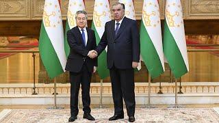 Президент Таджикистана и глава МИД Кыргызстана обсудили сотрудничество двух стран
