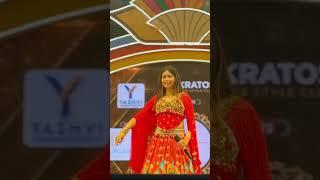 Dancing Girl Kinjal Dave | Kinjal dave | #shorts #alviramir #gujratnakalakaro #kinjaldave