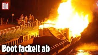 Frachtschiff wird zum Feuerball