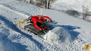 PistenBully 600 / Winter Wonderland / Samnaun / Ischgl / Radlader CAT / Drone