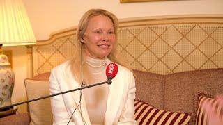 Pamela Anderson : "J'ai l'impression que ma carrière commence seulement maintenant"