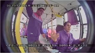 Hombre agredió a chofer de bus por no detenerse en un paradero informal