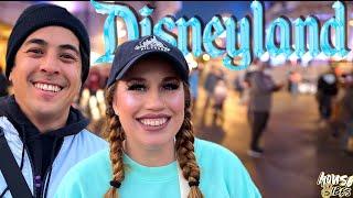 SURVIVING Disneyland Crowds On Date Night | Mouse Vibes