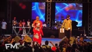 Goosebumps! Phyno performs Ochie Dike with Onyeka Onwuenu at #PhynoFest2016 | Freeme TV