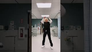 A Monday mood who’s ready for a new week? #nurse #healthcare #dance #shorts