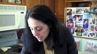 Lunch On the Go with the Sarros - The New World of Food  .com - Mary Jo Sarro TV