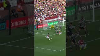 Declan Rice scores his first goal for The Arsenal!