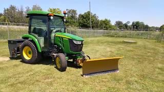 #JohnDeere 3039R Sidewalk tractor
