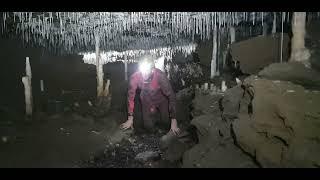 Straw chamber and Cape Kennedy - Ease gill cave system