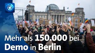 Berlin: Mehr als 150.000 Menschen bei Demo gegen Rechtsextremismus