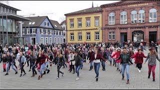 "Footloose" Flashmob in Lahr 2018 • DanceFit Tanz- & FitnessStudio Lahr