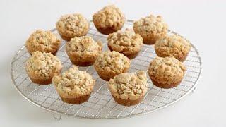 Martha Stewart’s Classic Crumb Topping For Muffins, Coffee Cake, & Pies | Martha Bakes | #Shorts