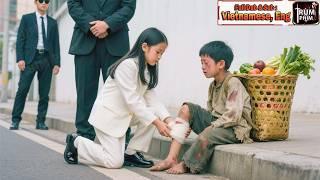 Bé Gái Thông Minh Vô Tình Cứu Cậu Nhóc Ăn Xin Nguy Kịch Bên Đường 18, Năm Sau Cậu Trở Về Cầu Hôn