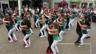 Reggae Mix cicak2 didinding with Kizomba Dance