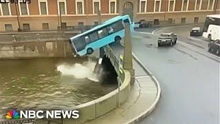 Russian bus plunges into river, killing passengers