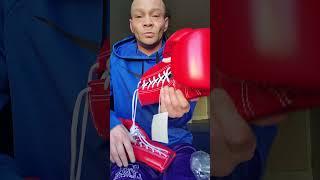 Unboxing of the Winning MS-500 Lace Up 14 Ounce Training Glove in the Red