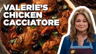 Valerie Bertinelli Makes Her Mom's Chicken Cacciatore Recipe | Valerie's Home Cooking | Food Network