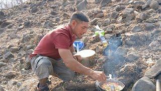 El colmenero Rambo Tambien es Experto en cocinar en los Cerros 