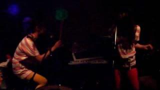 LOVE AND HATES "wooper looper" live at bar move