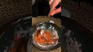 Засыпаю красный перец в соду и результат меня просто удивил #советы #лайфхак #грибокногтей￼