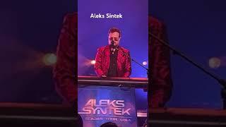 Aleks Sintek en el House of Blue of Anaheim