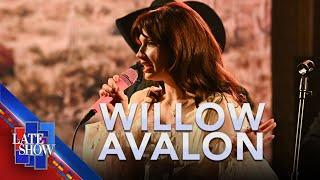 "Homewrecker" - Willow Avalon (LIVE on The Late Show)