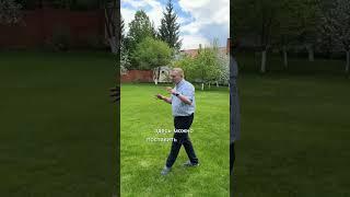 Красивый участок с лужайкой и плодовым садом в доме в поселке Согласие-1