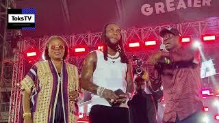 Burna Boy Leaves Stage Upset After Amazing Lagos Countdown 2025 Performance