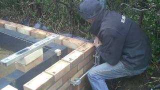 the fine art of brickwork - Overhand work - setting up the profile (1 of 4)