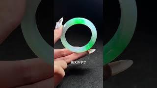 （1/3）七條精品翡翠手鐲，同行急需變現，這樣的品質你們看多少？#翡翠 #翡翠手镯 #翡翠珠宝 #翡翠回流 #珠寶首飾 #jewelry #emeraldjewelry