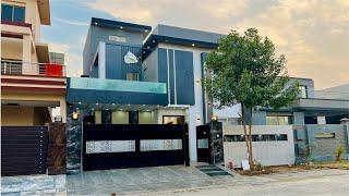 10 Marla Ultra Modern design house for sale in Central Park Housing Lahore | 5 Bedrooms,