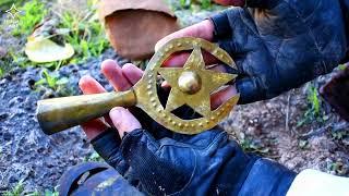 I went to the ghost caves and found jar full of gold coins with astrolabe / treasure hunting