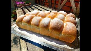 Sweet roll made of yeast dough recipe