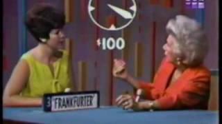 Password -- Bea Benaderet/Eddie Albert -- Celeb accidently said the word & clueless on the word