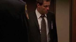 The Wire S05E10: McNulty and Daniels in elevator