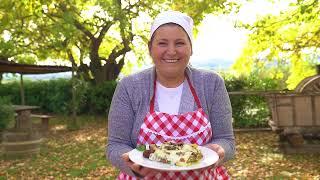 Today at La Vialla, Valentina bakes lasagna with mushrooms and sun dried tomatoes